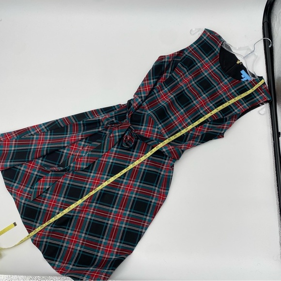 Draper James Georgia Plaid Love Circle Dress Size 8 - Picture 10 of 11